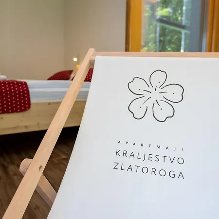 The Woodland Nook - One Bedroom With Balcony